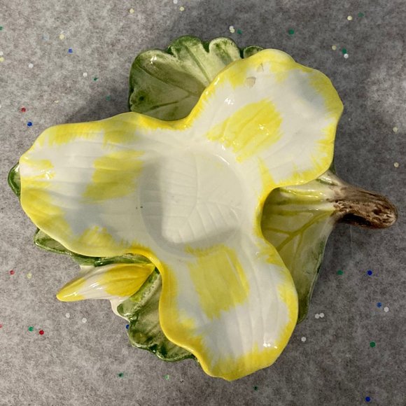 Vintage Porcelain Tea Lite Holders - Picture 4 of 11